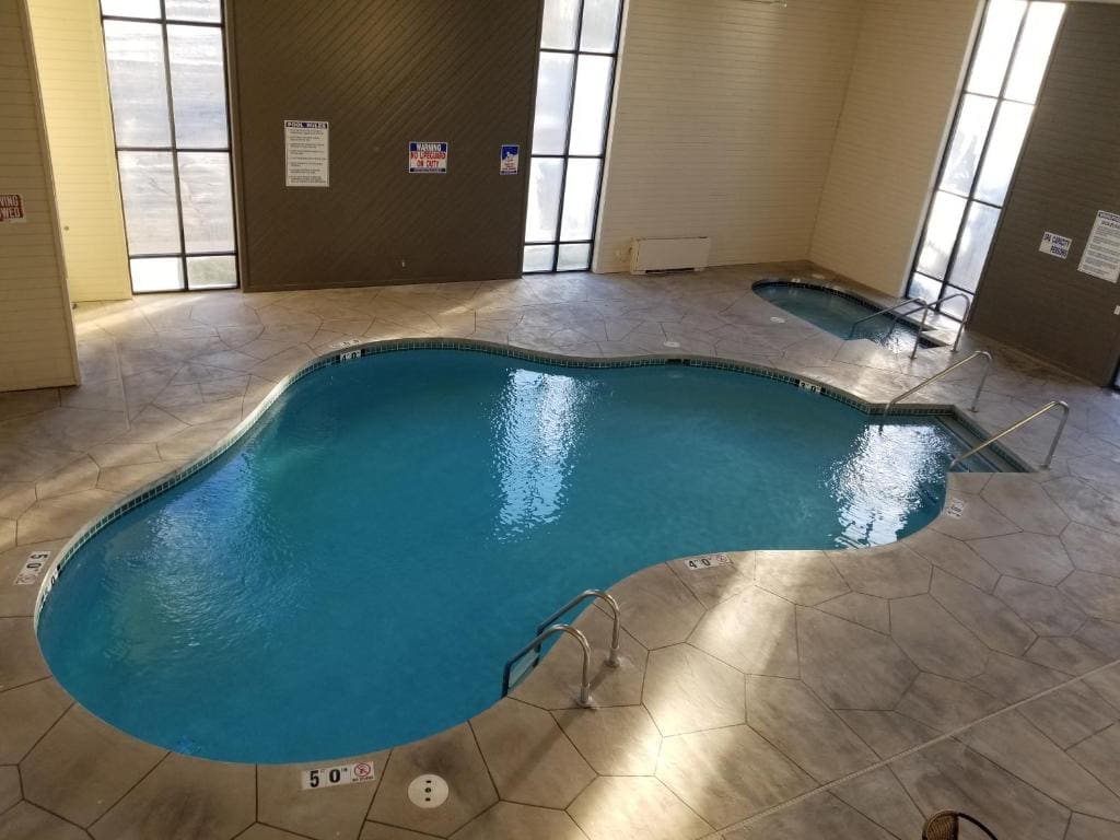 AmericInn by Wyndham Prairie du Chien - View 4