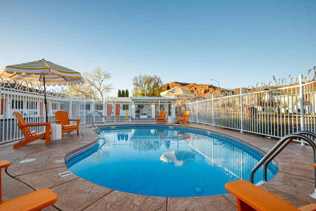 Quail Park Lodge - View 5