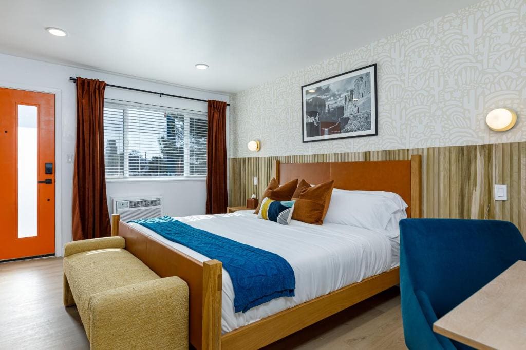 Quail Park Lodge - View 2