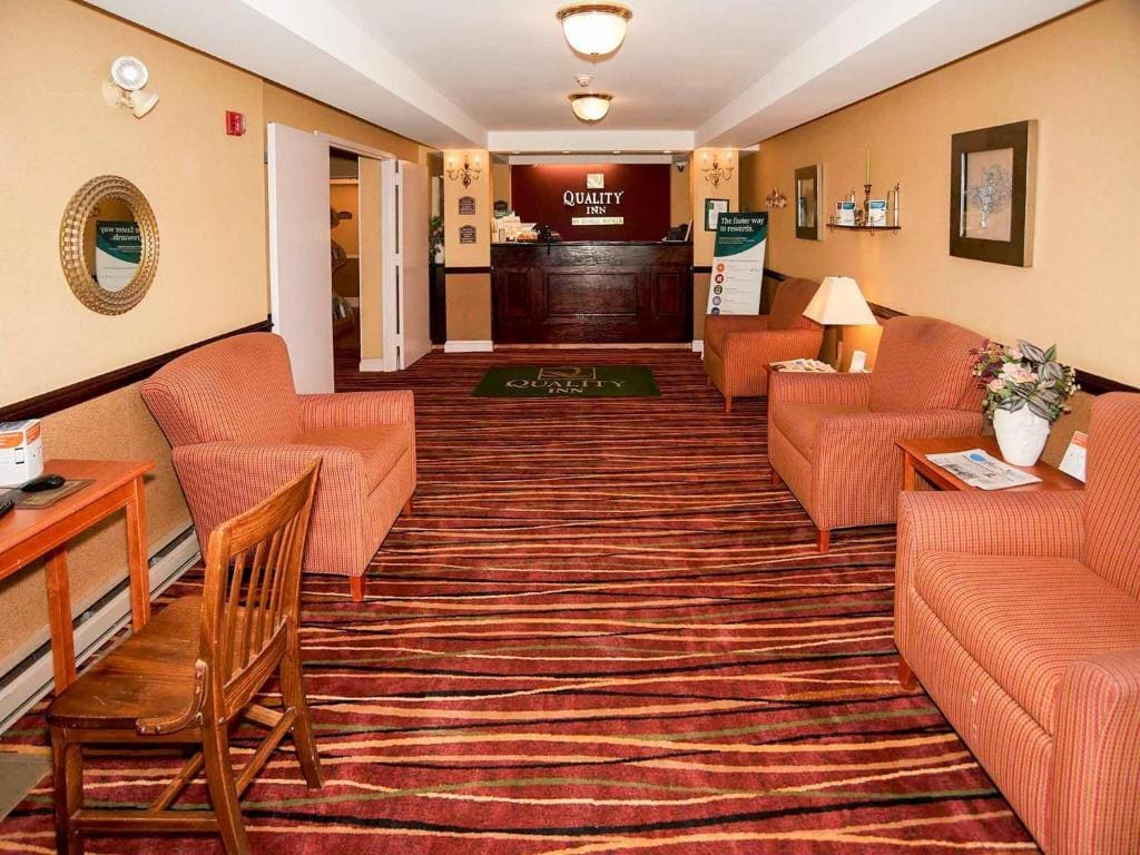 Quality Inn Bourne - Cape Cod - View 4