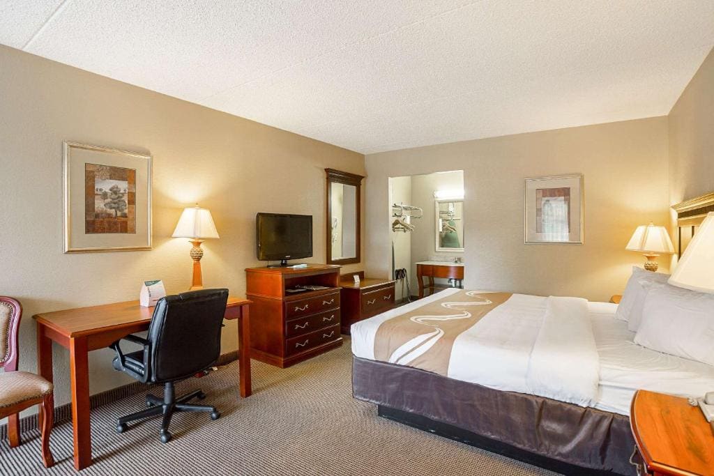 Quality Inn Hurricane Mills I-40 - View 7