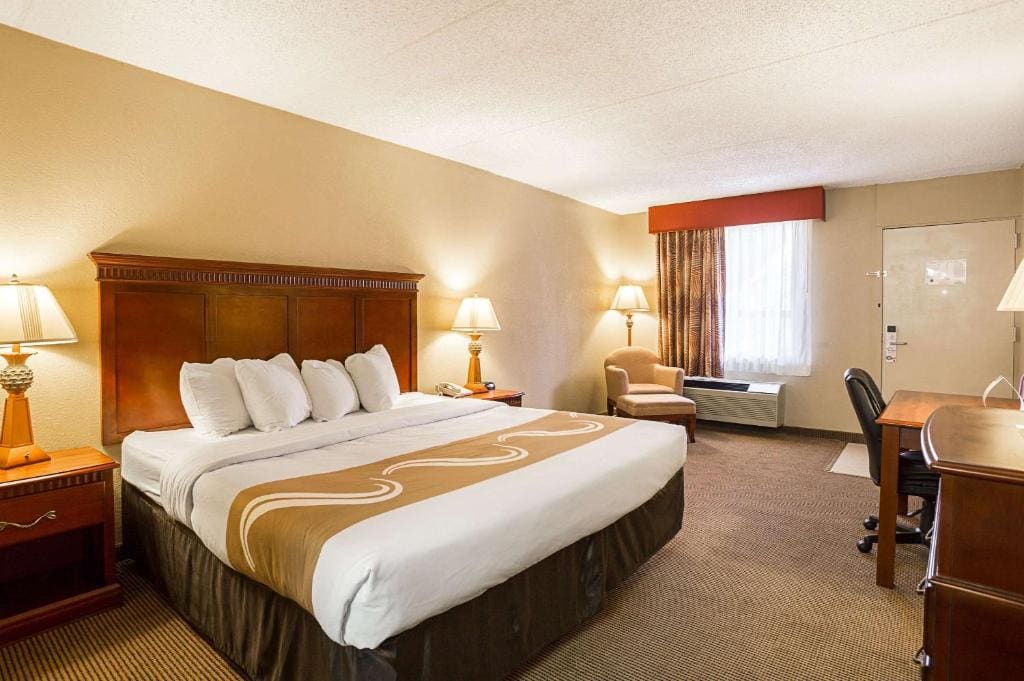 Quality Inn Hurricane Mills I-40 - View 6