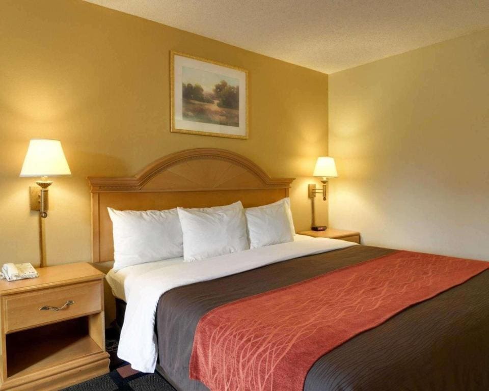 Quality Inn & Suites Malvern - View 7