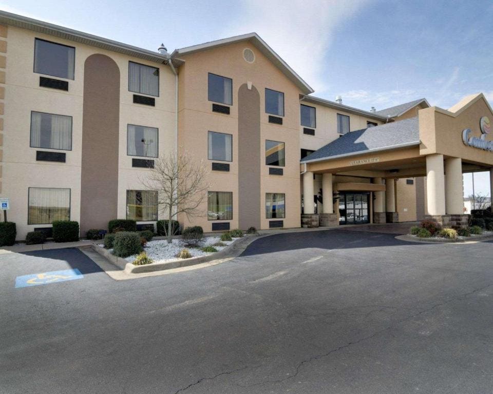 Quality Inn & Suites Malvern - Main view