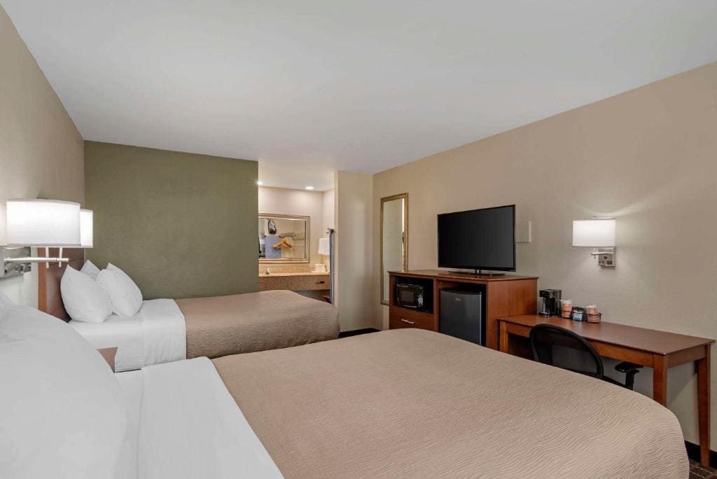 Quality Inn & Suites Morrow Atlanta South - View 7