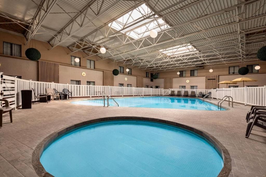 Ramada by Wyndham Grand Forks - View 3