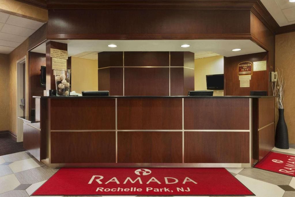 Ramada by Wyndham Rochelle Park Near Paramus - View 4