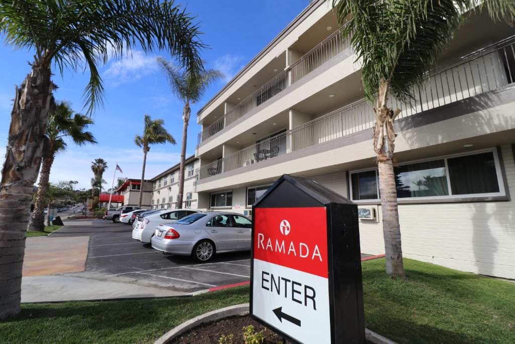 Ramada by Wyndham San Diego Airport - Main view