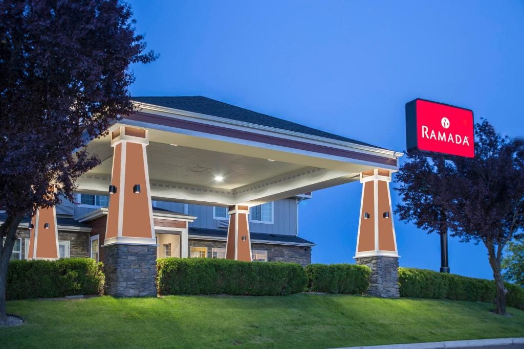 Ramada by Wyndham Moses Lake - Main view