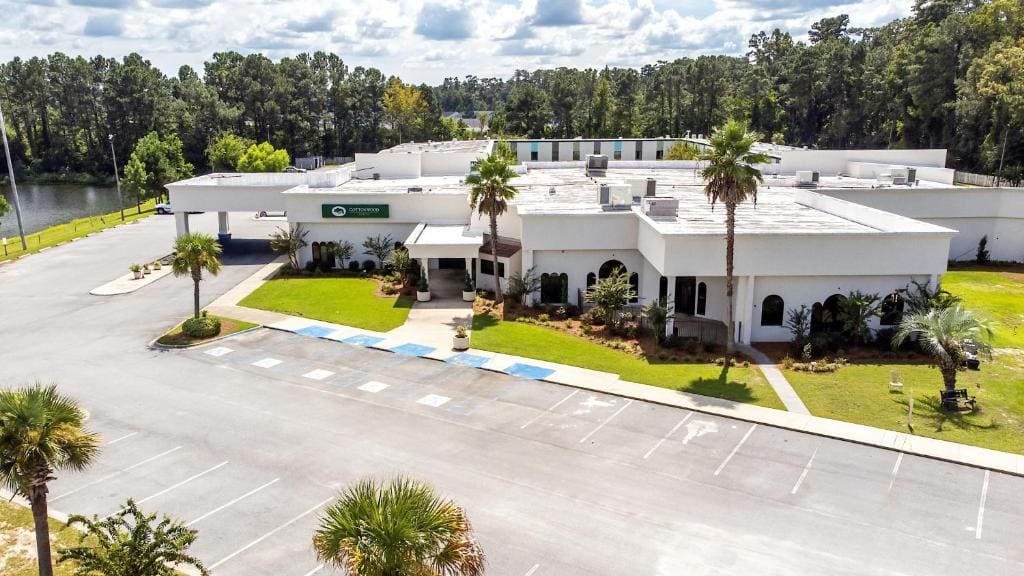 Cottonwood Suites Savannah Hotel & Conference Center - Main view