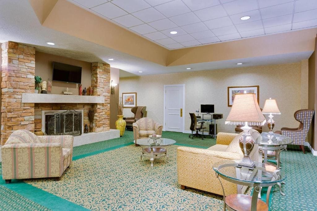 Ramada by Wyndham Provo - View 4