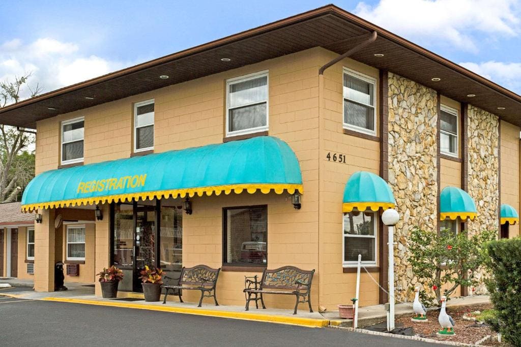 Knights Inn Kissimmee - View 5