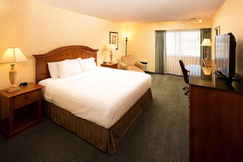 Red Lion Hotel Kennewick Columbia Center - View 2