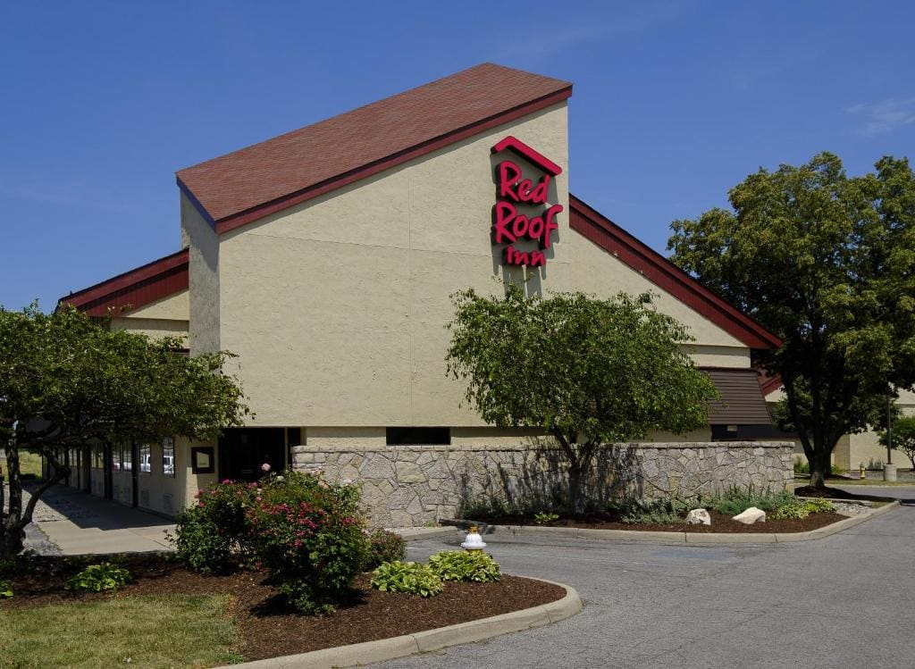 Red Roof Inn Toledo - Maumee - View 4