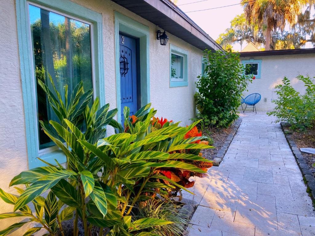 Retreat at Crystal Manatee - Main view