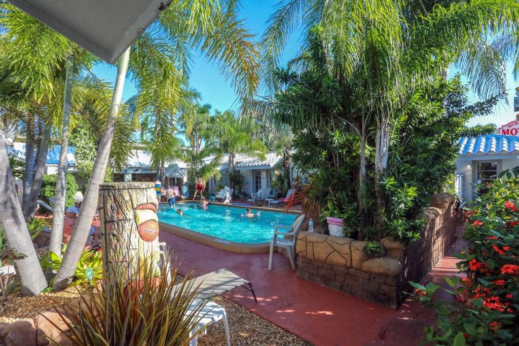 Richard's Motel - View 6
