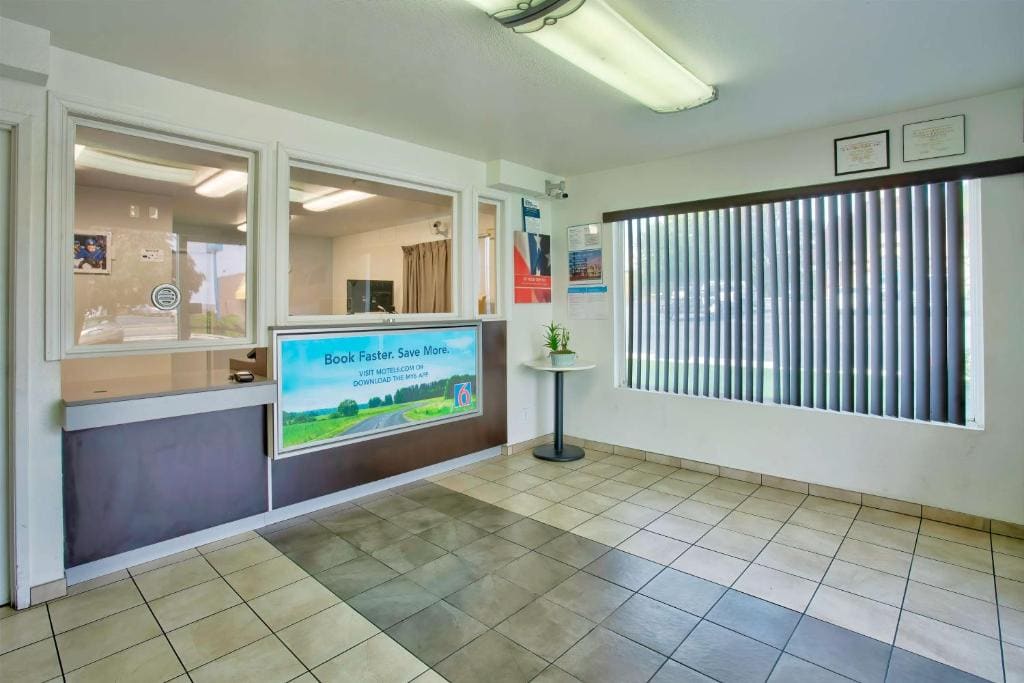 Motel 6-Richland, WA - Kennewick - View 5