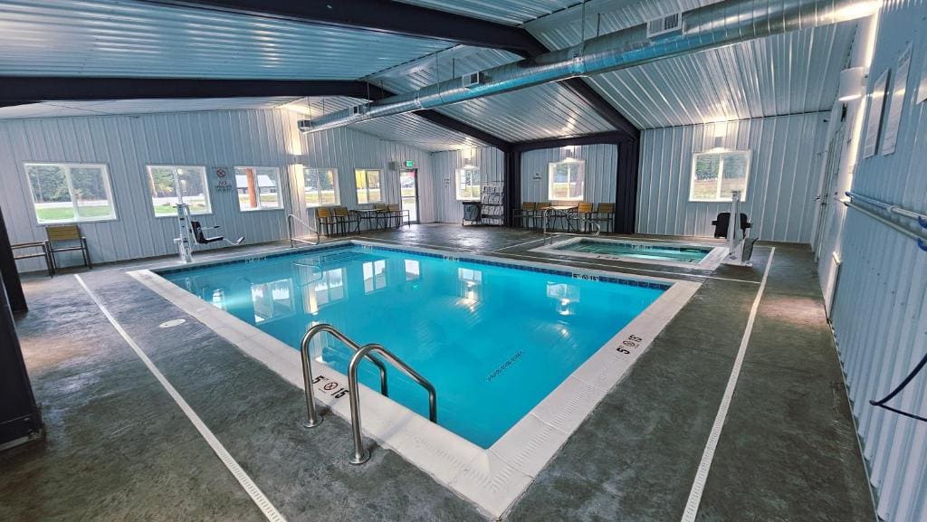 Riverfront Motel & Cabins - View 3