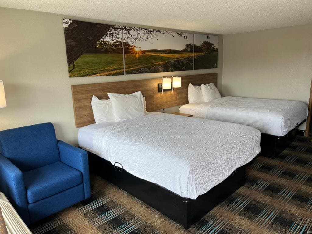 Days-Inn by Wyndham Liverpool-Syracuse - View 2