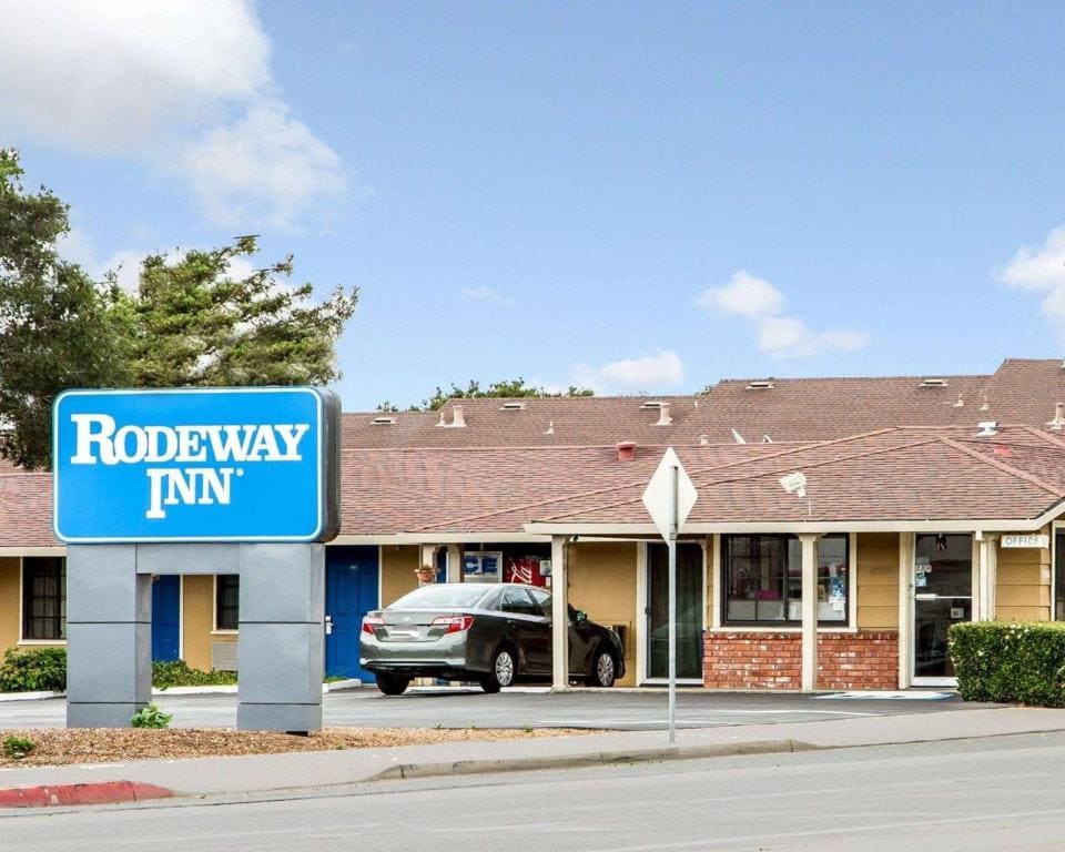 Rodeway Inn Monterey Near Fairgrounds - View 4