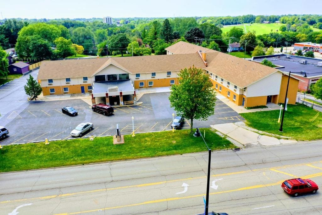 Equality Inn - Main view