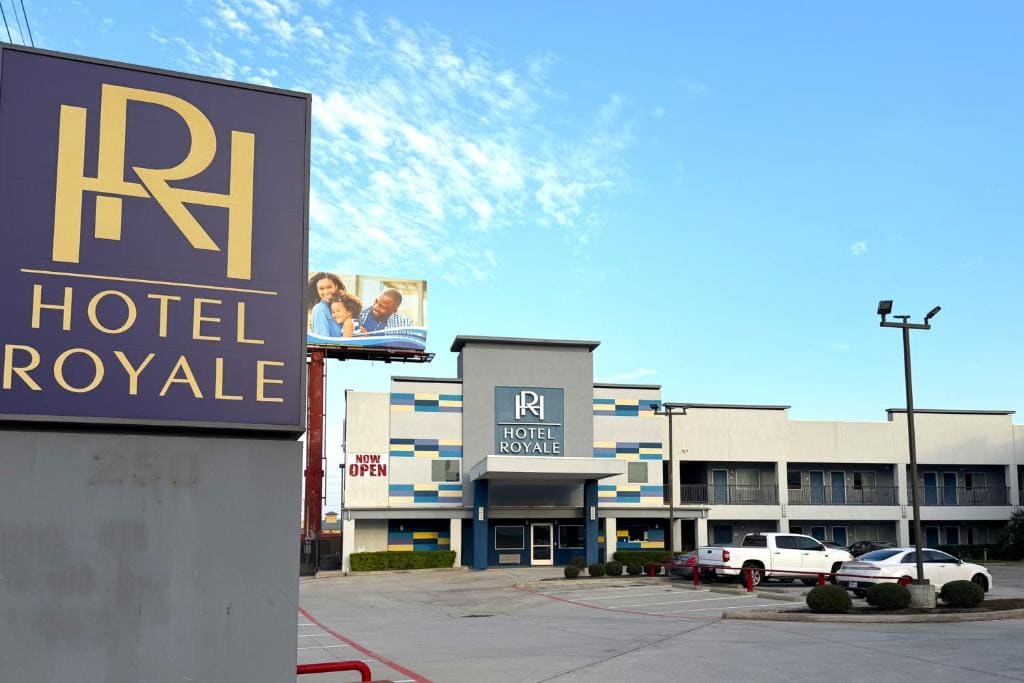 Hotel Royale IAH Airport North Houston I-45 - View 5