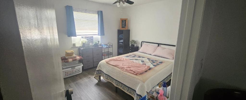 Sebastian Gardens Inn & Suites - View 7