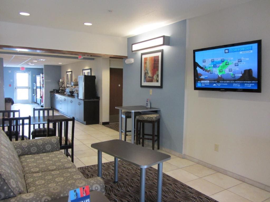 Microtel Inn and Suites San Angelo - View 4