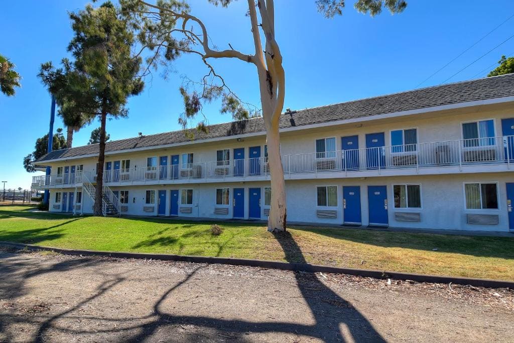 Motel 6-San Diego, CA - North - Main view