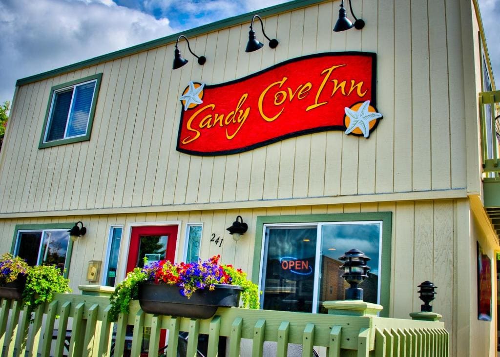 Sandy Cove Inn - View 3