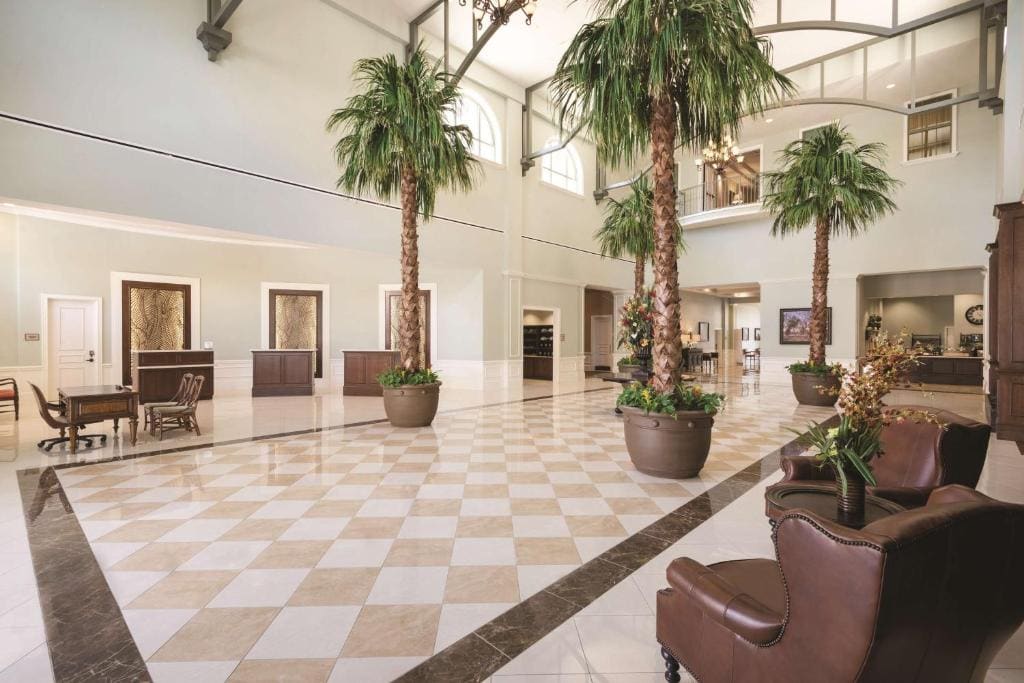 Embassy Suites Savannah Historic District - View 4