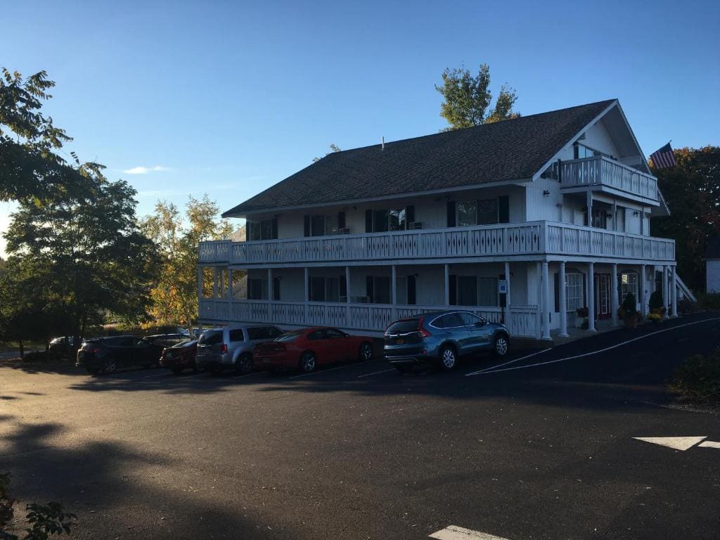 The Beach Rose Inn - View 4