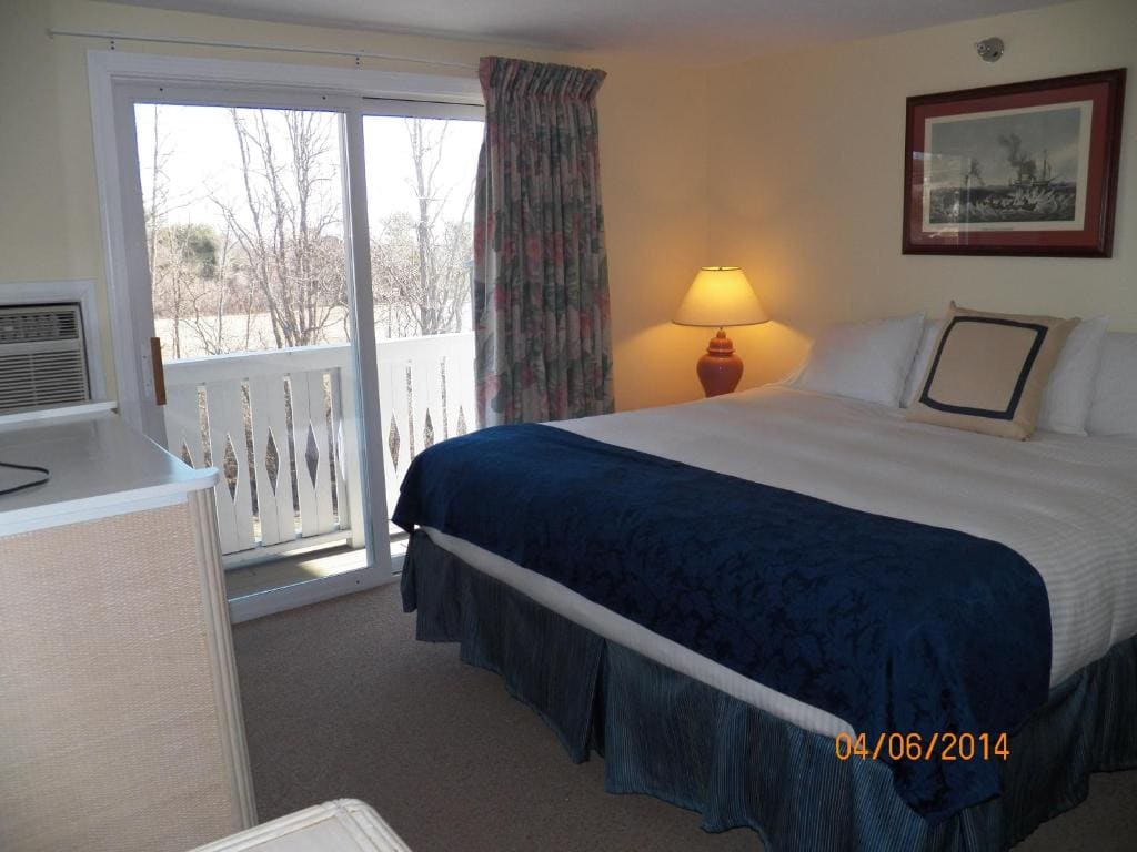 The Beach Rose Inn - View 7