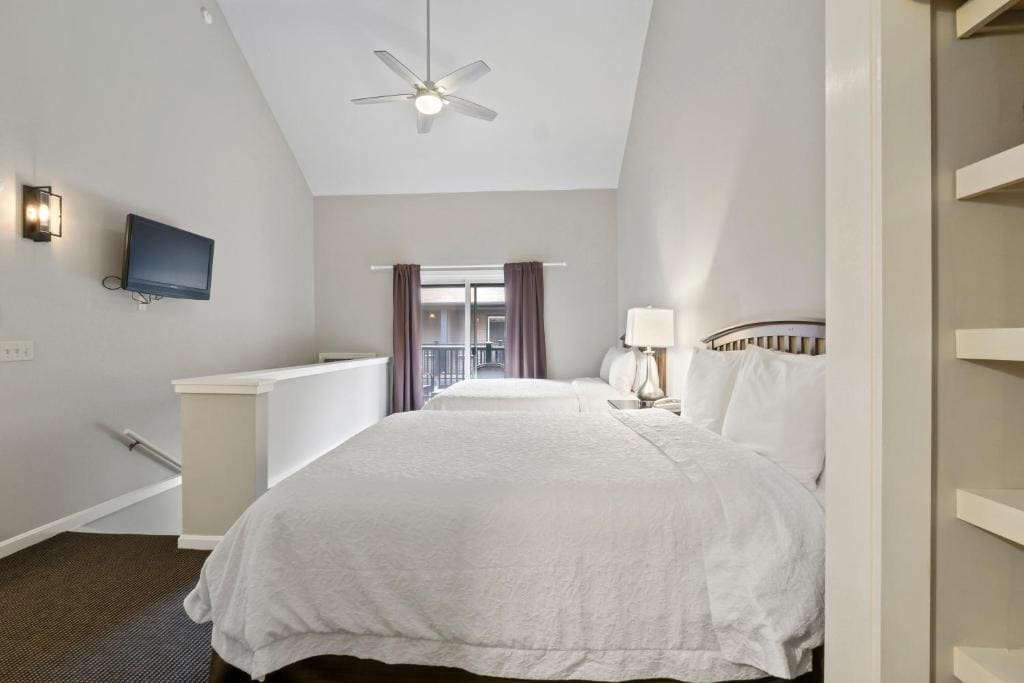 Sea Rose Suites - View 5