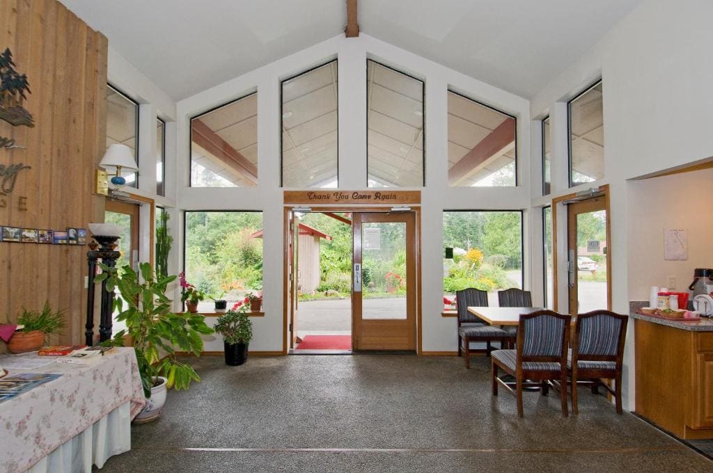 Sequim Bay Lodge - View 3