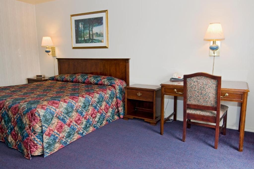 Sequim Bay Lodge - View 6