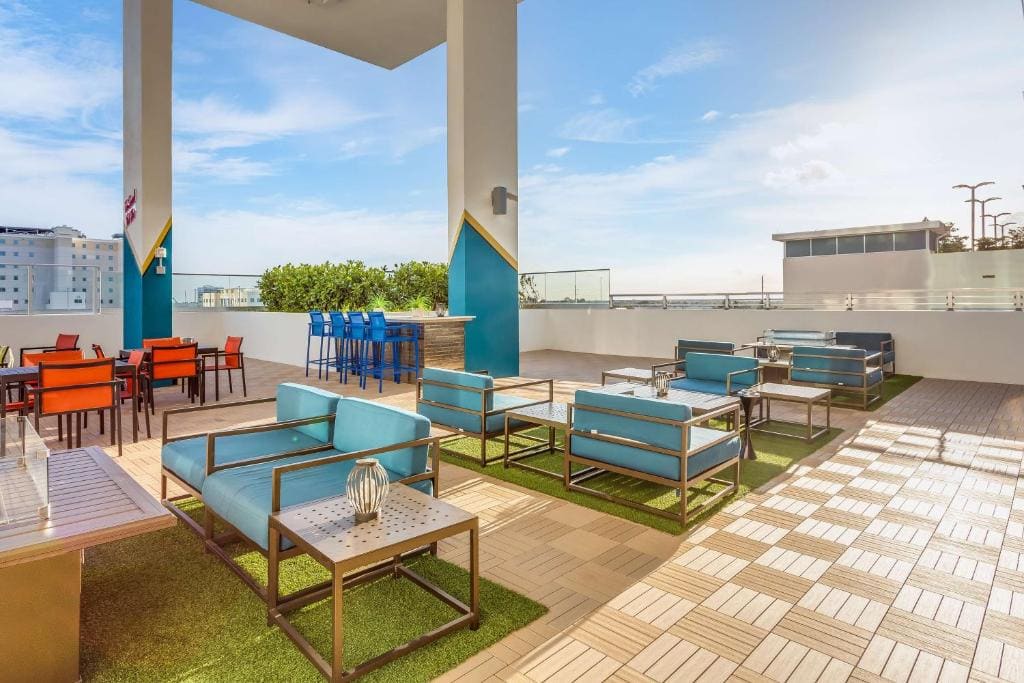 SERENA Hotel Aventura Miami, Tapestry Collection by Hilton - View 7
