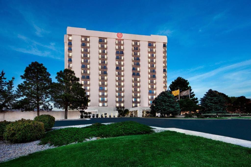 Sheraton Albuquerque Airport Hotel - Main view