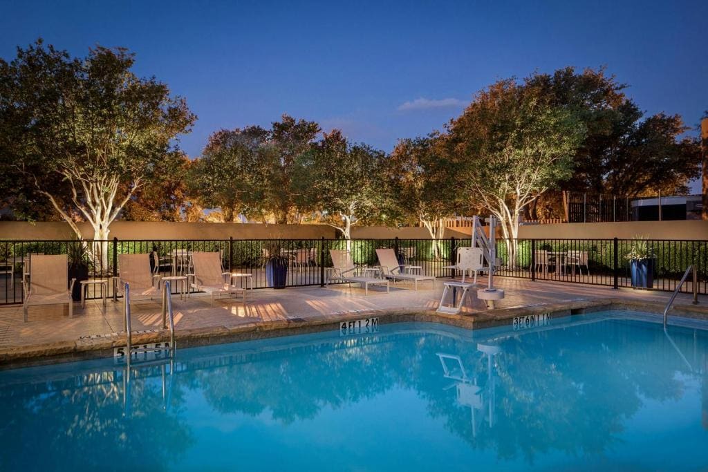 Sheraton DFW Airport Hotel - View 4