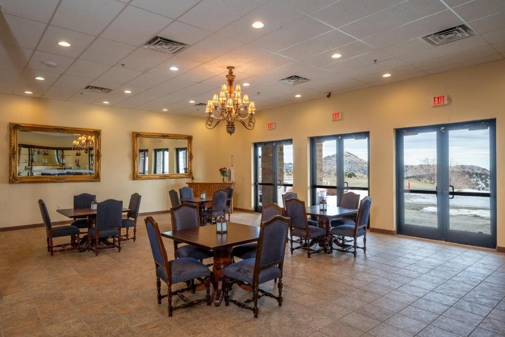 Silverland Inn - View 4