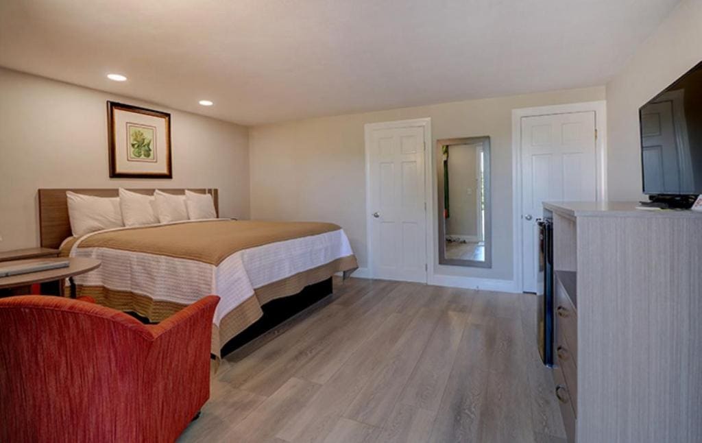Skaket Beach Motel - View 5