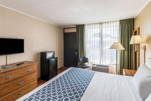 Smart Extended Stay - View 5