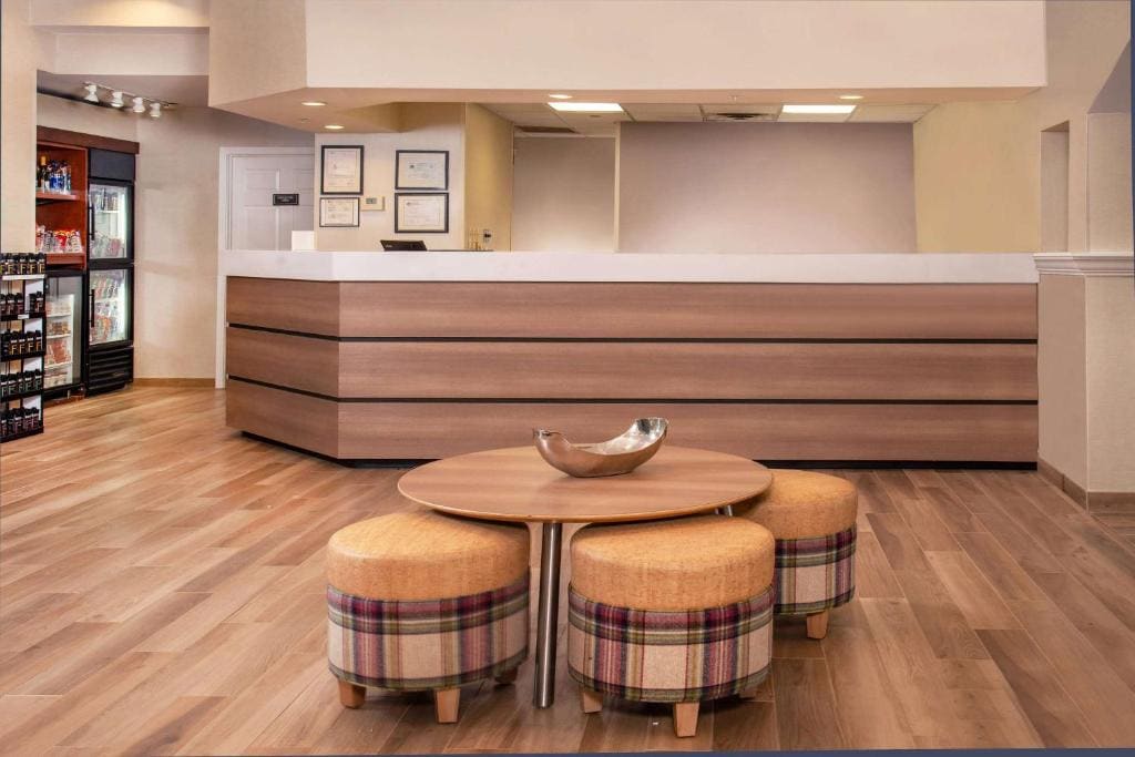 Sonesta ES Suites Baltimore BWI Airport - View 6