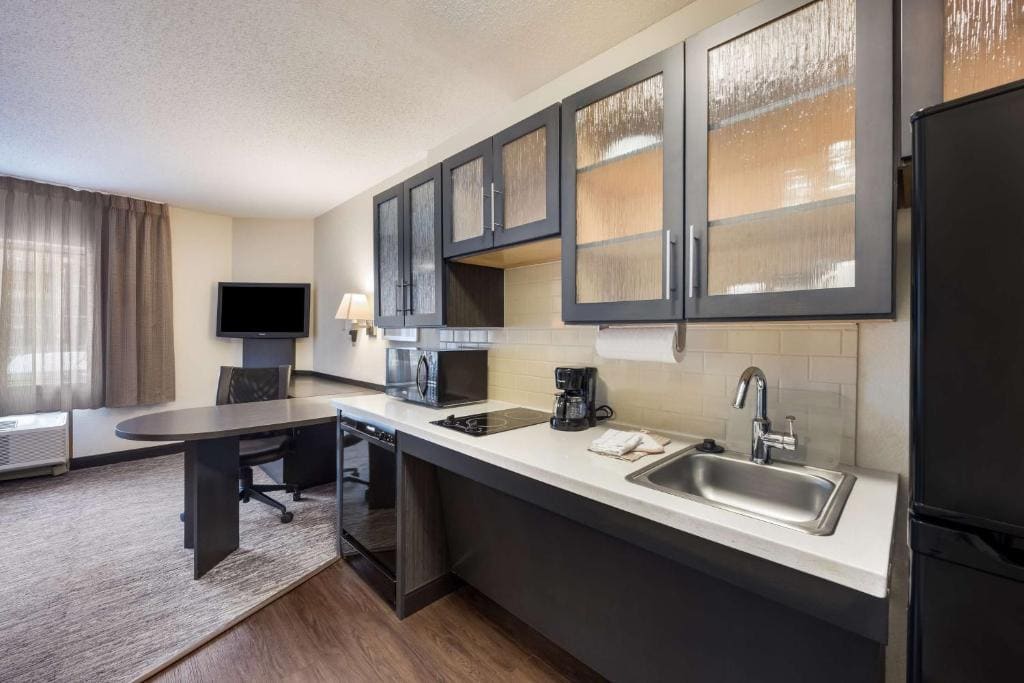 Sonesta Simply Suites Dallas Galleria - View 5