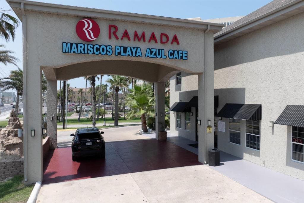 Ramada by Wyndham & Suites South Padre Island - Main view