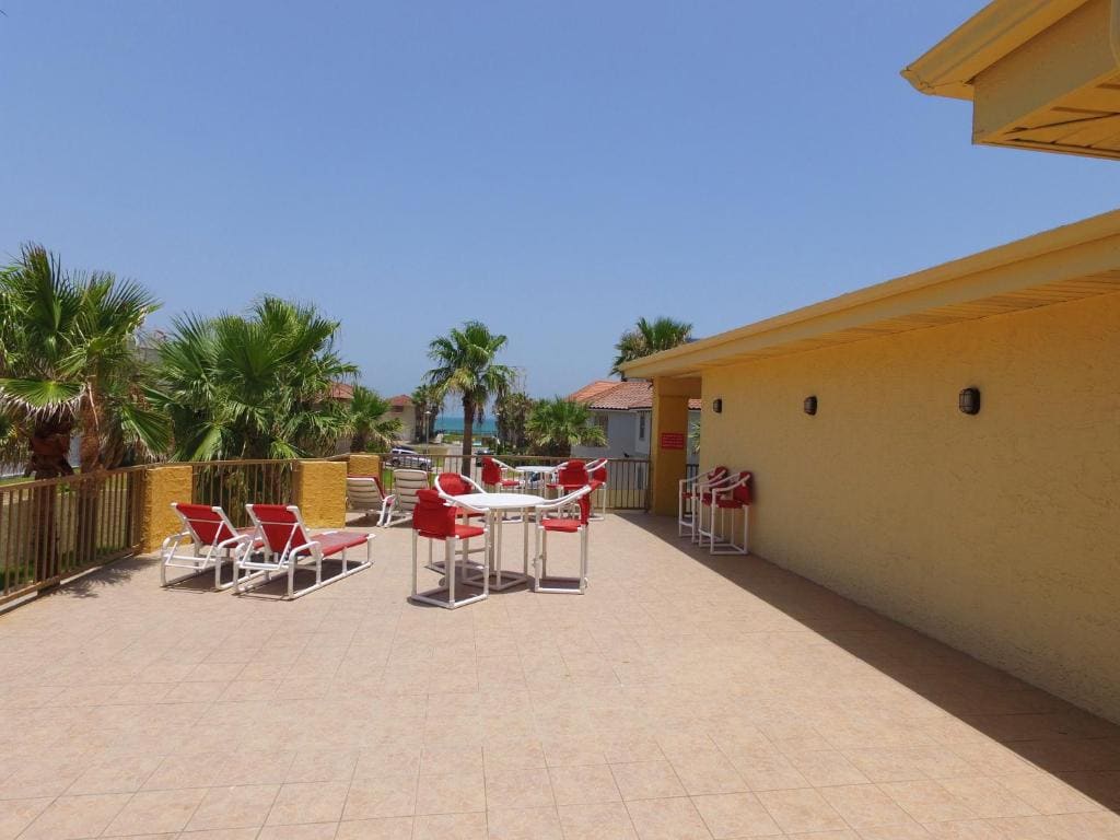 Ramada by Wyndham & Suites South Padre Island - View 5