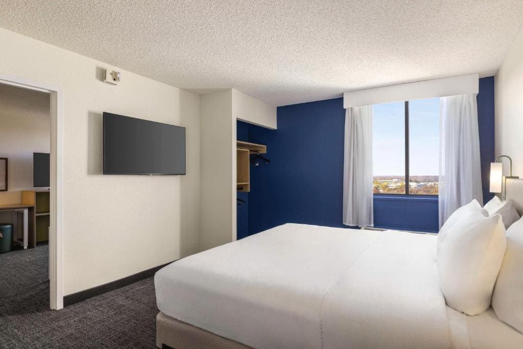 Spark By Hilton Germantown Washington Dc North - View 3