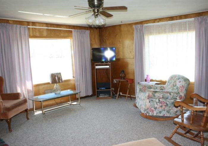 Sportsman Lodge Melrose MT - View 4
