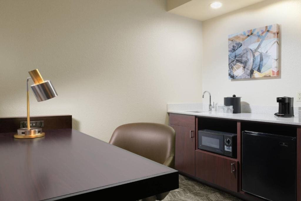 SpringHill Suites Dallas Addison/Quorum Drive - View 7
