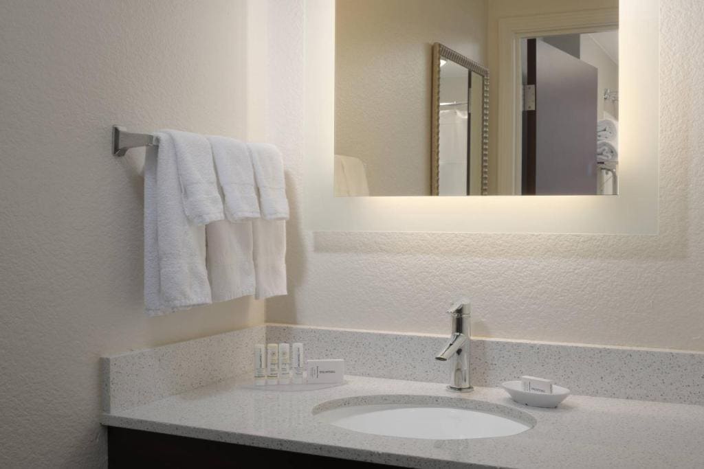 SpringHill Suites Dallas Addison/Quorum Drive - View 5